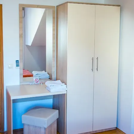 Mila شقة موستار